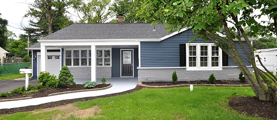 riverside homes